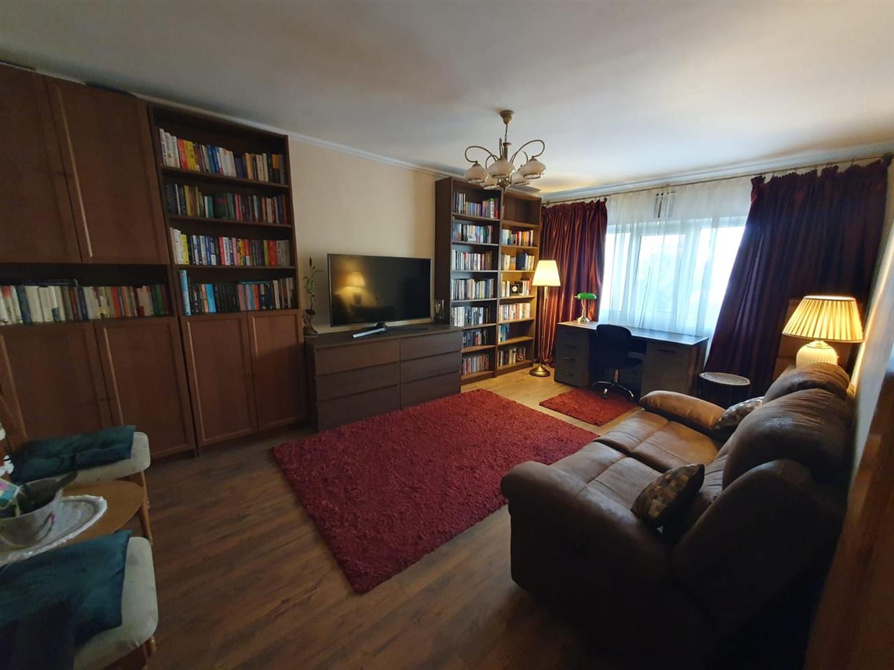 Apartament 2 camere, etaj 2, Primarie