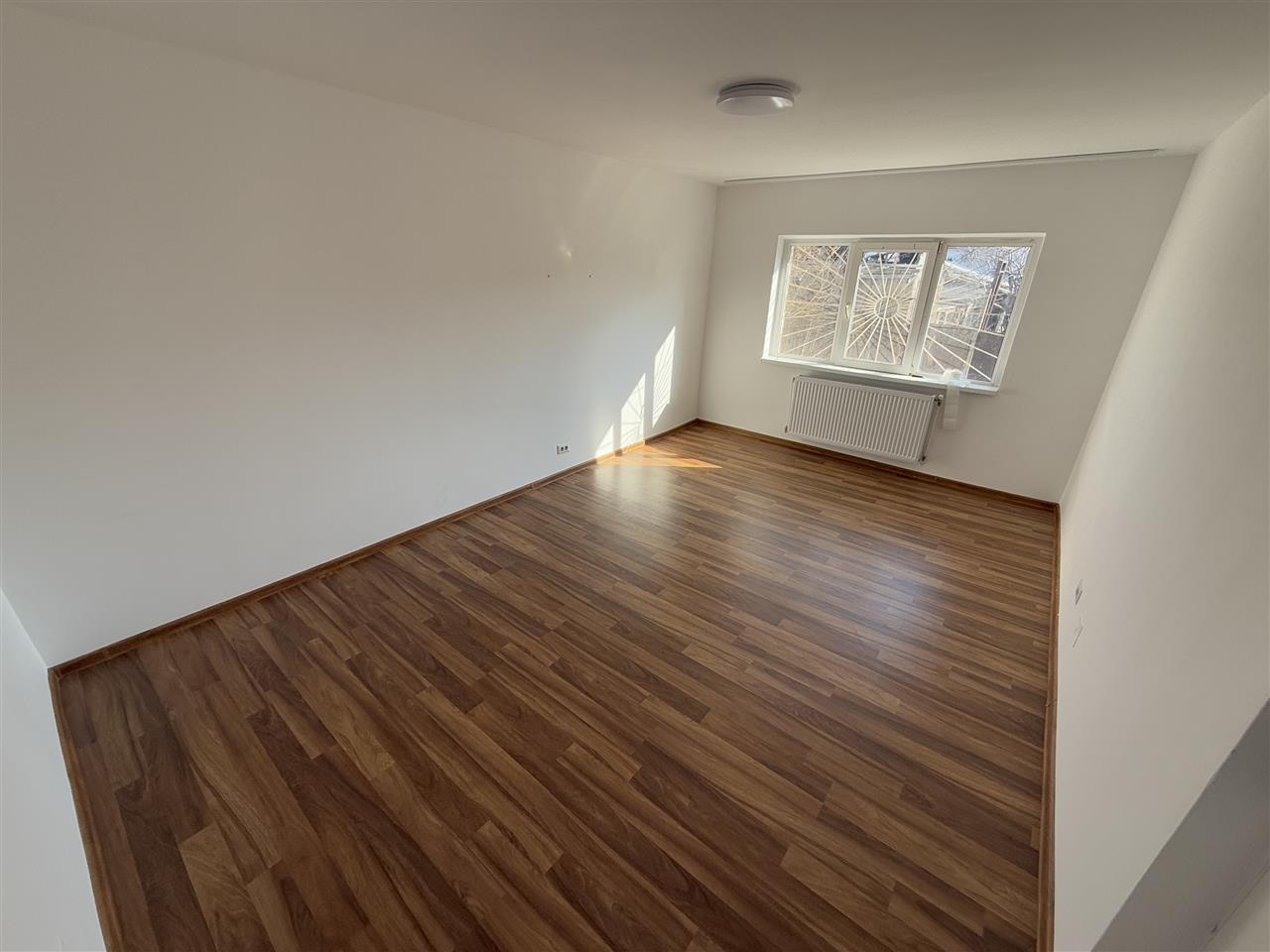Apartament 2 camere, Piata Moldovei