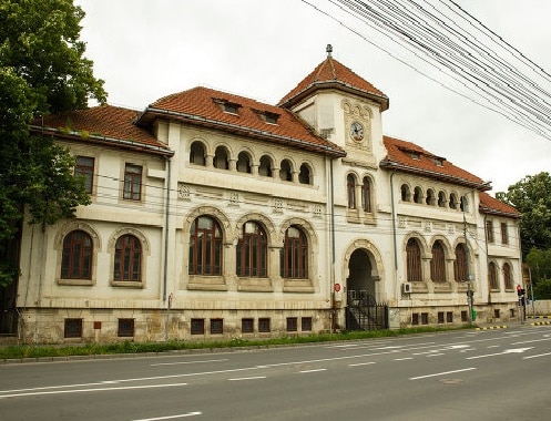 GARSONIERA DE VANZARE