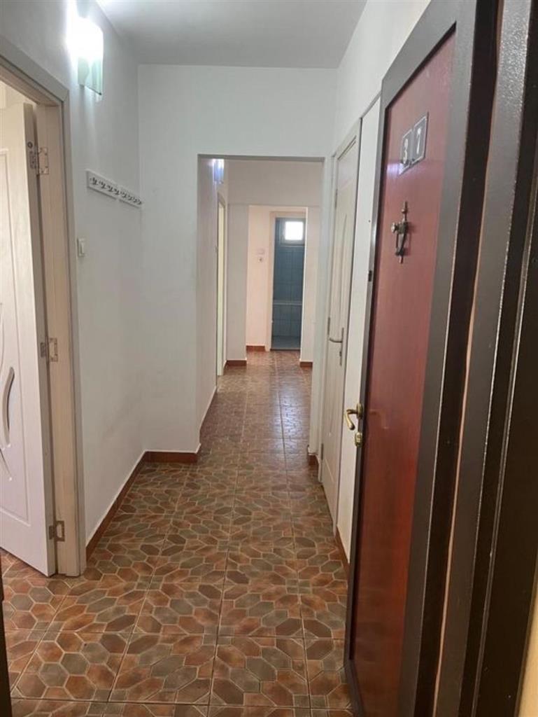 APARTAMENT 3 CAMERE, STR. TRAPEZULUI, BD THEODOR PALLADY