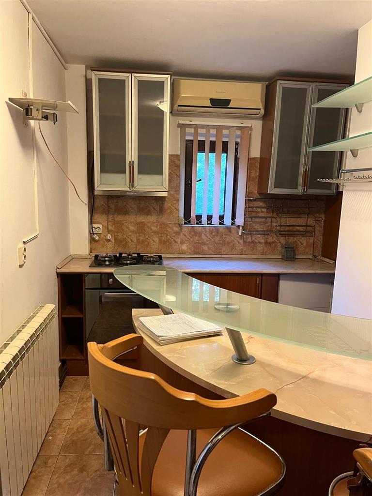 Apartament 3 camere Titan -1Decembrie-metrou