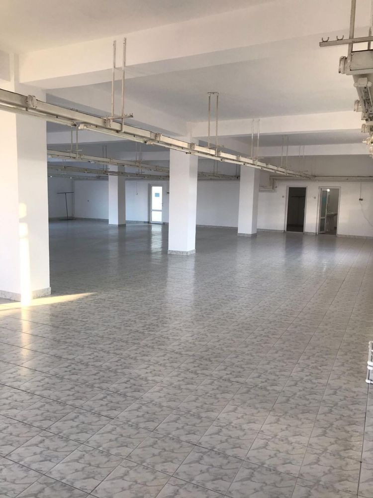 SPATIU COMERCIAL DE INCHIRIAT