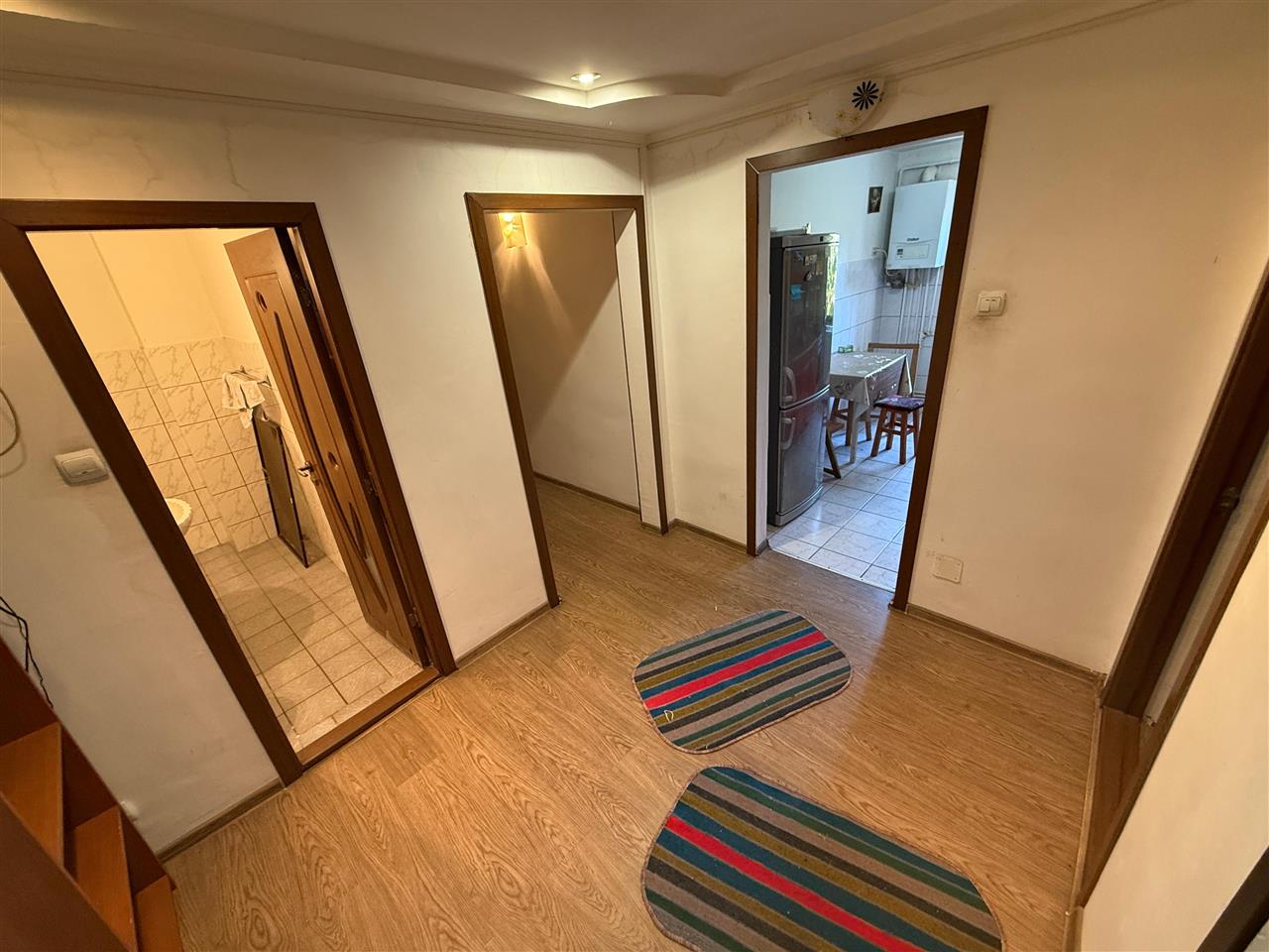 APARTAMENT 3 CAMERE, ETAJ 2, 1 DECEMBRIE