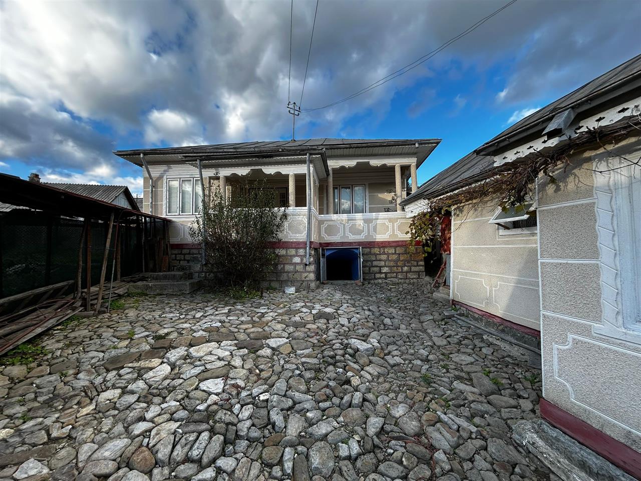 CASA STATIUNEA SOVEJA