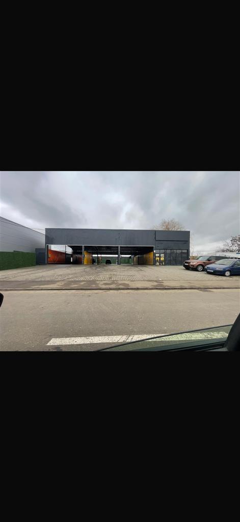 AFACERE LA CHEIE, SPALATORIE SELF