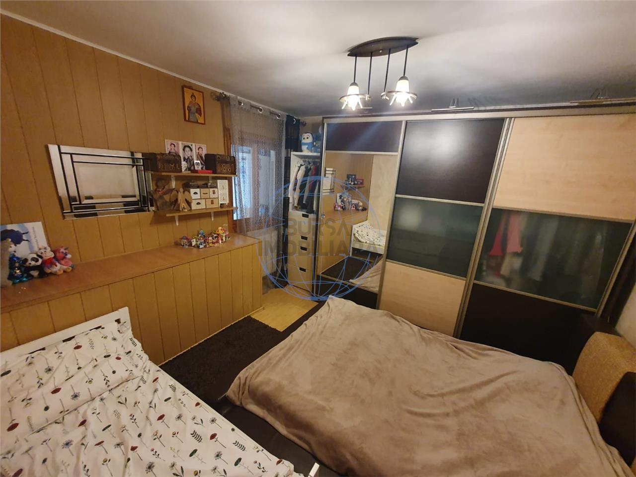Apartament 2 camere, etaj 2, Primarie
