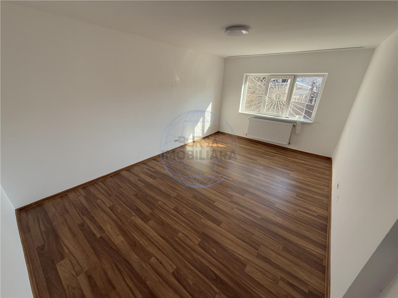 Apartament 2 camere, Piata Moldovei