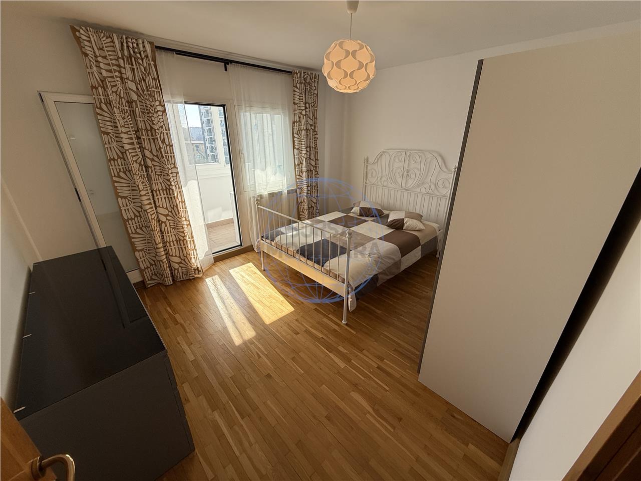 Apartament 3 camere, sector 3, Splaiul Unirii