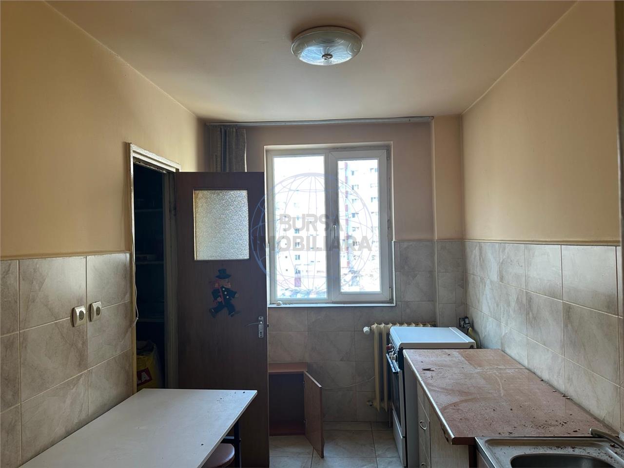 APARTAMENT 3 CAMERE TITAN