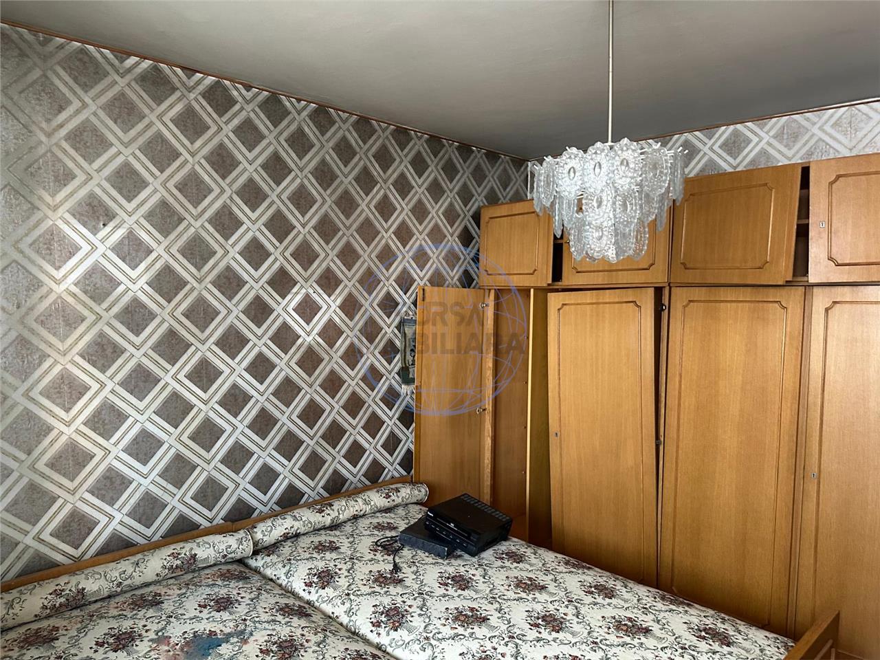 APARTAMENT 3 CAMERE TITAN
