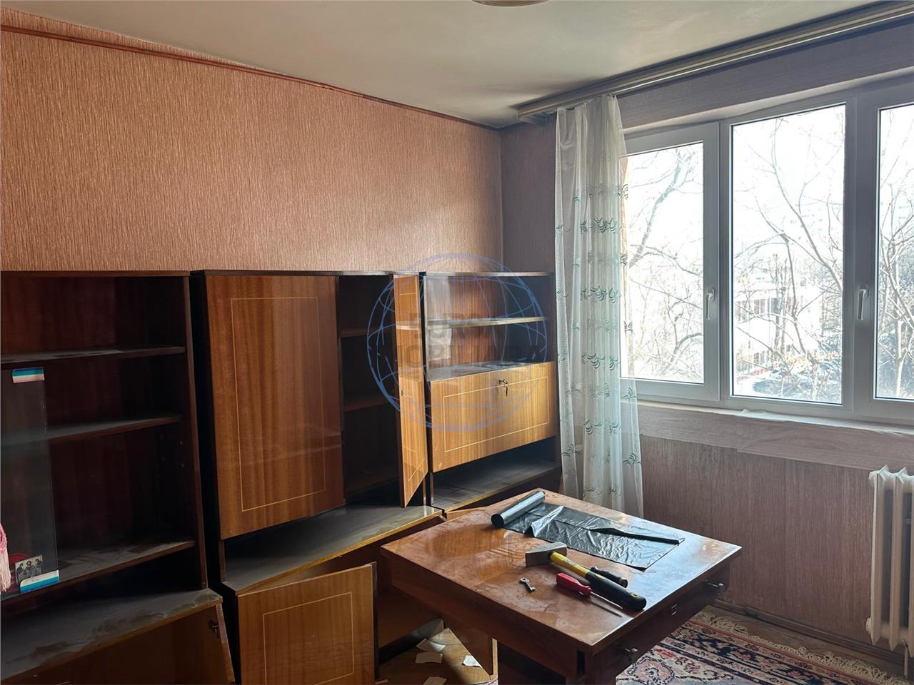 APARTAMENT 3 CAMERE TITAN
