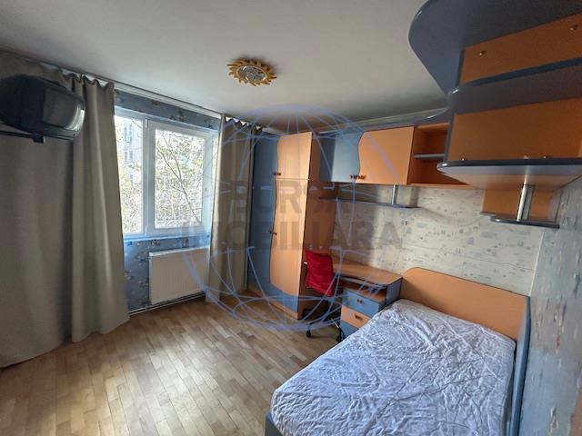 APARTAMENT 4 CAMERE, SECTOR 3, DRISTOR