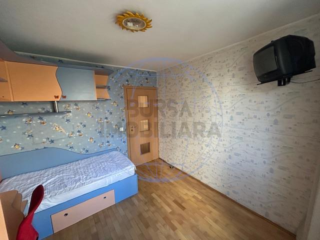 APARTAMENT 4 CAMERE, SECTOR 3, DRISTOR