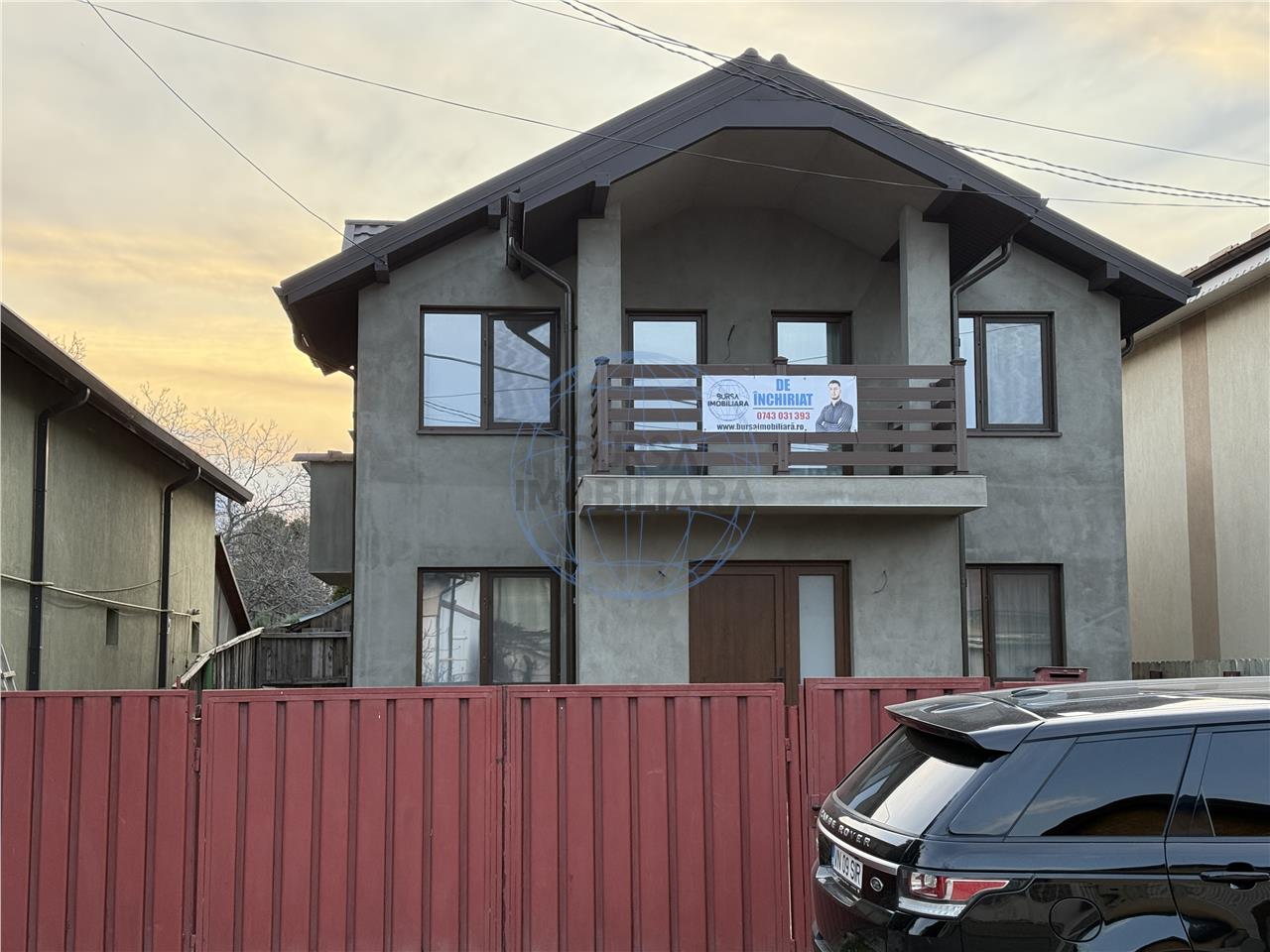 CASA / VILA  DE INCHIRIAT, CENTRU