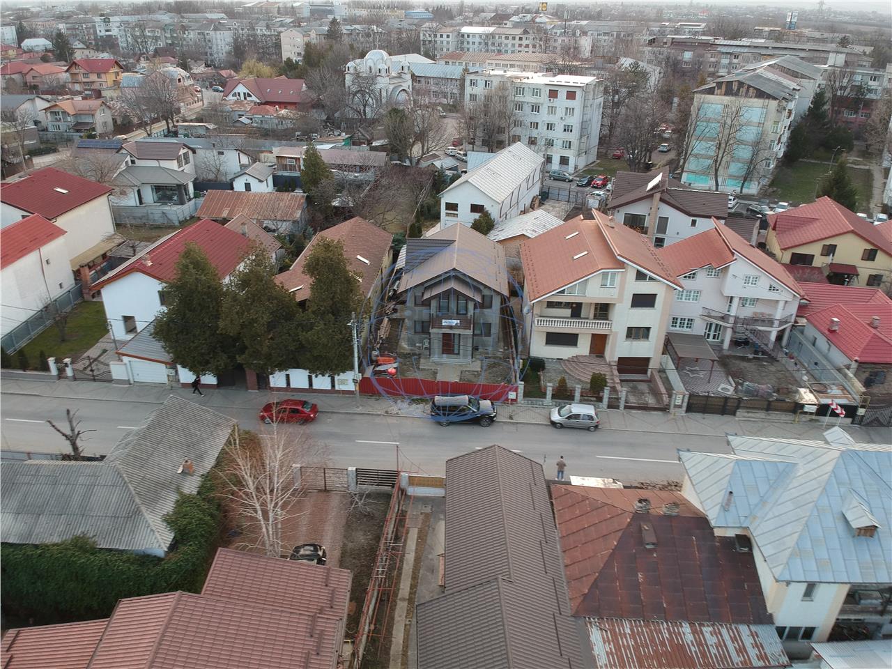 CASA / VILA  DE INCHIRIAT, CENTRU