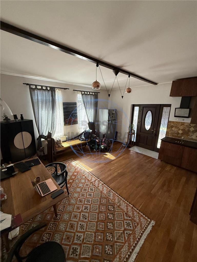 CASA/VILA DE VANZARE ZONA CENTRALA