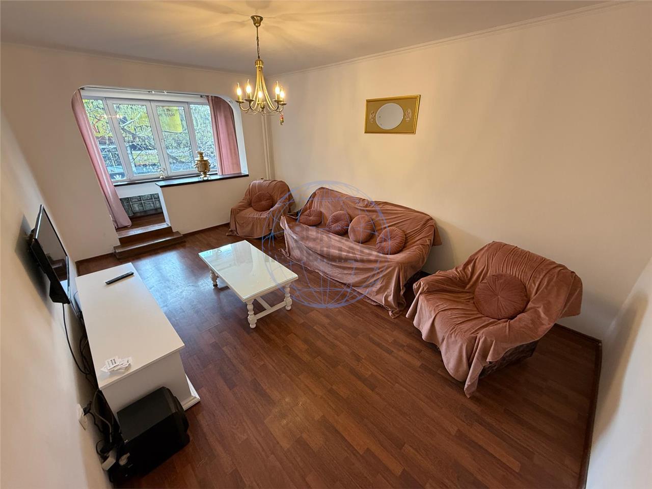 APARTAMENT 3 CAMERE , DRISTOR