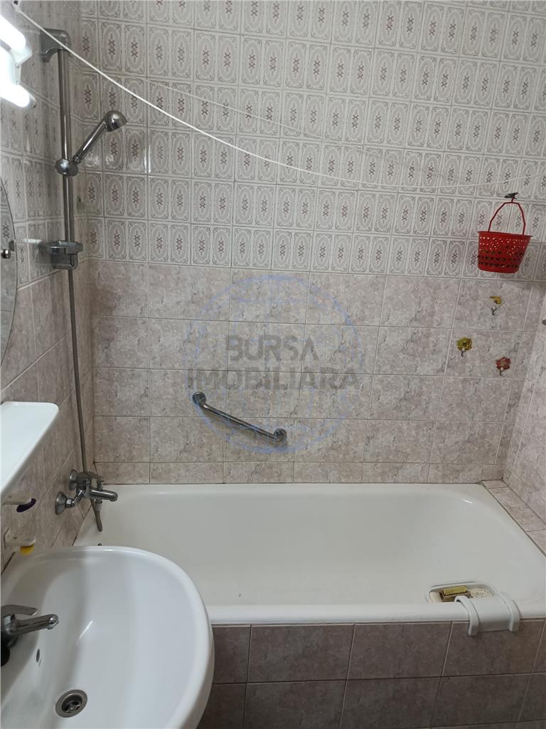 APARTAMENT 2 CAMERE, BABA NOVAC