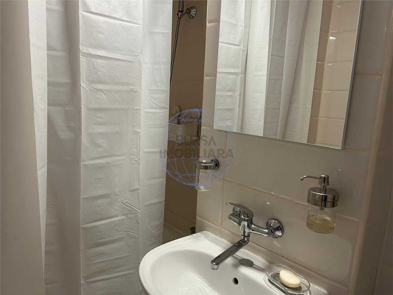 APARTAMENT 2 CAMERE, LA 5MIN DE METROU 1 DECEMBRIE