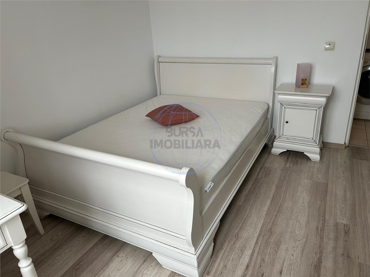 APARTAMENT 2 CAMERE, LA 5MIN DE METROU 1 DECEMBRIE
