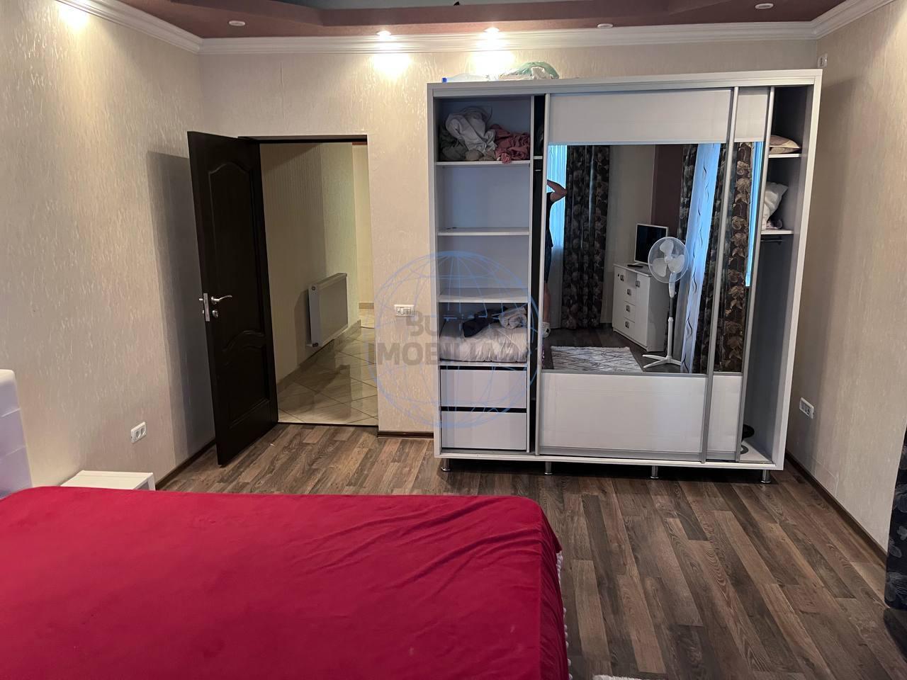 APARTAMENT  2 CAMERE, BERCENI, STR. CRISTEA RADICAN