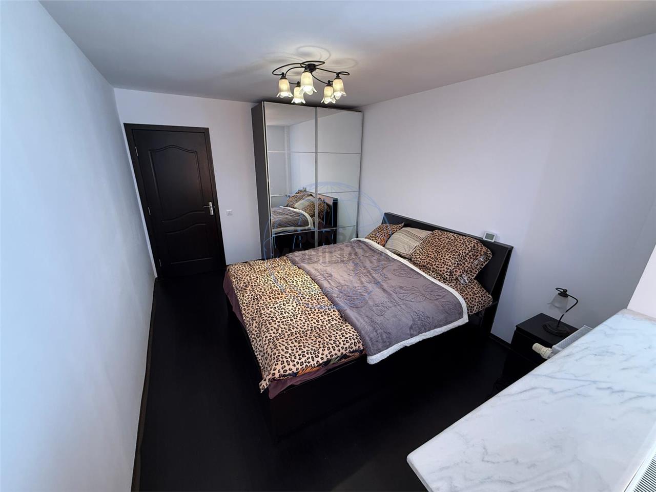 APARTAMENT 3 CAMERE ZONA AUCHAN TITAN