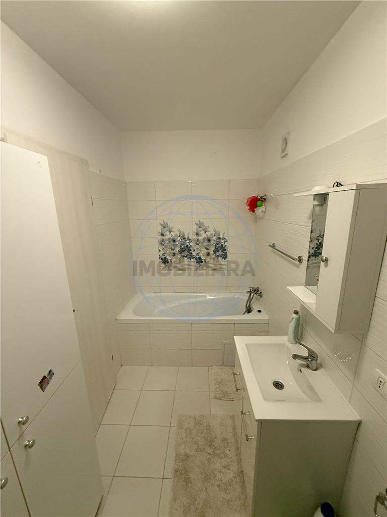 APARTAMENT 3 CAMERE ,STRADA TROTUS