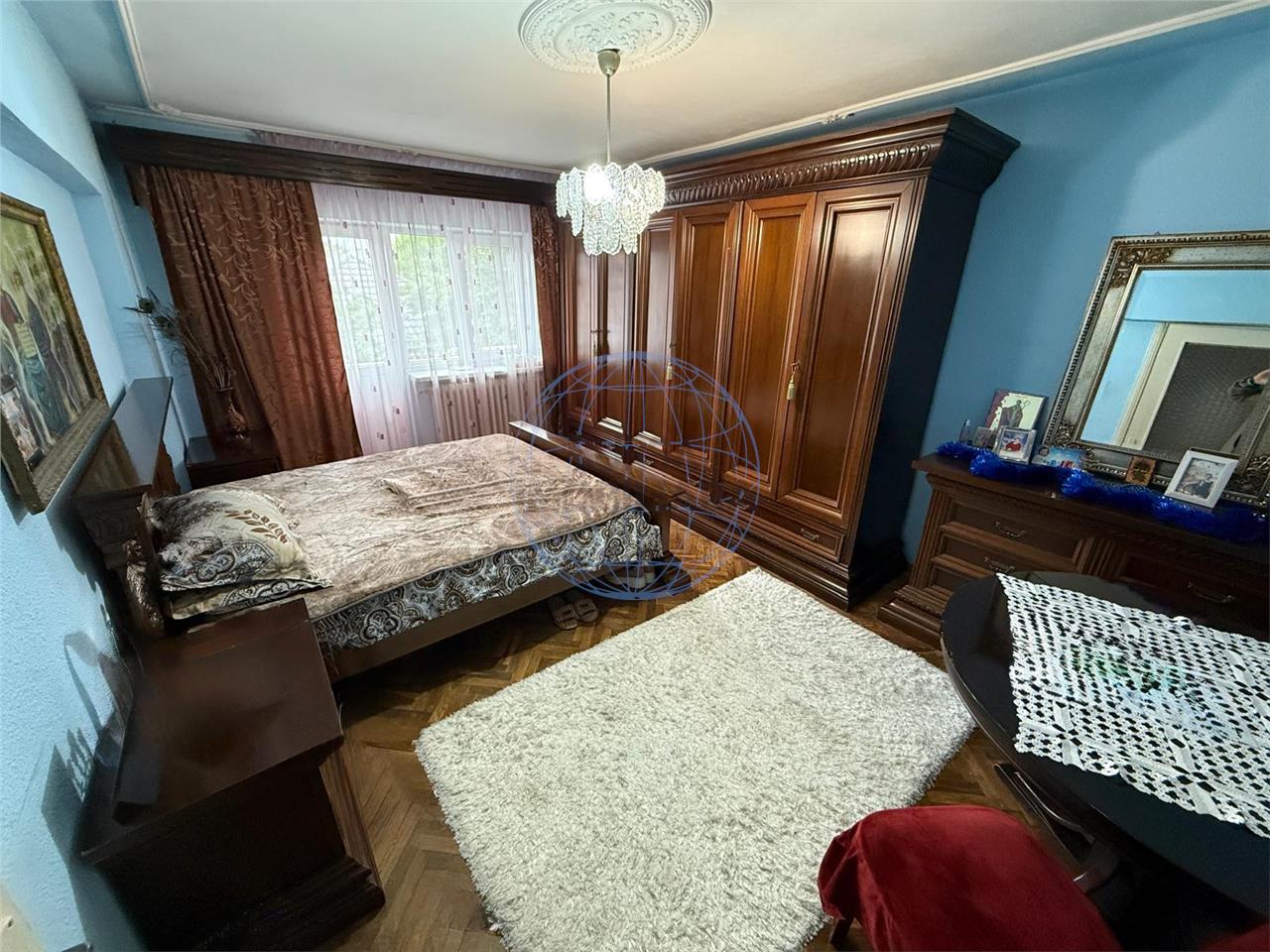 APARTAMENT 3 CAMERE, ETAJ 1,  STRADA LUPENI