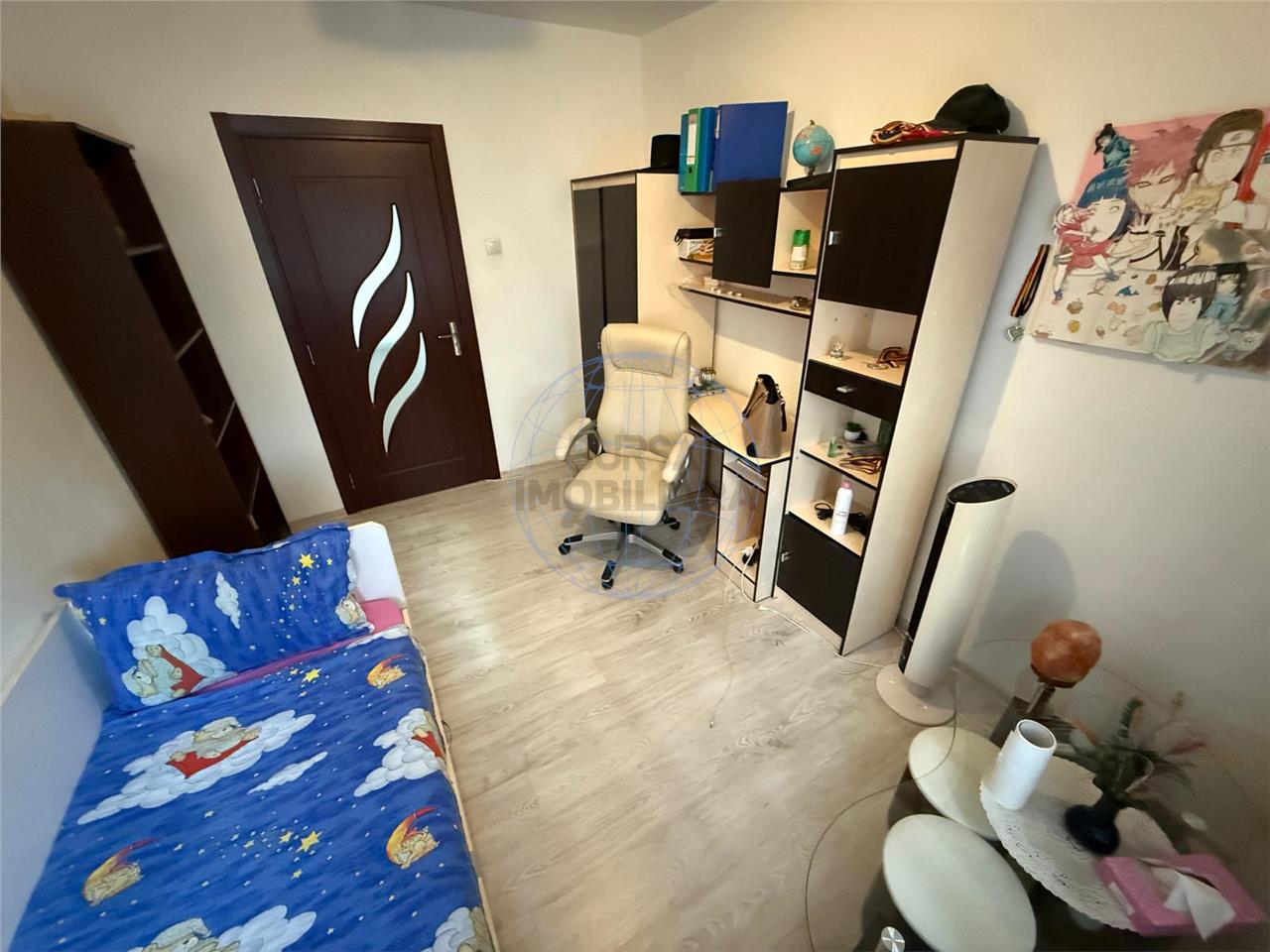 APARTAMENT 3 CAMERE, ETAJ 1,  STRADA LUPENI