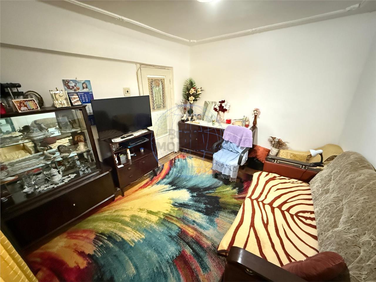 APARTAMENT 3 CAMERE, ETAJ 1,  STRADA LUPENI
