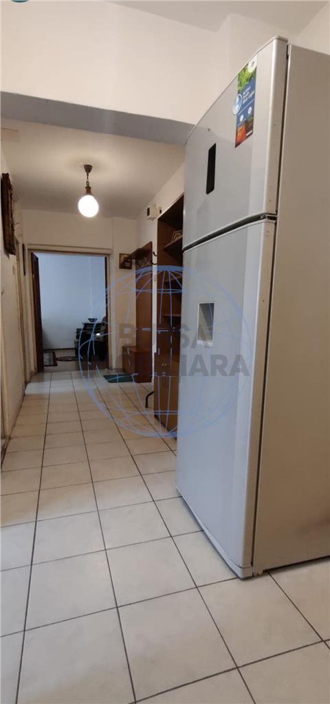 APARTAMENT 2 CAMERE, PIATA VICTORIEI