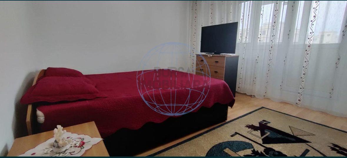 APARTAMENT 2 CAMERE, PIATA VICTORIEI