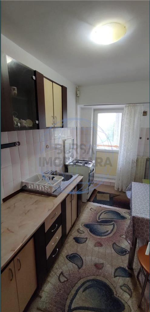 APARTAMENT 2 CAMERE, PIATA VICTORIEI