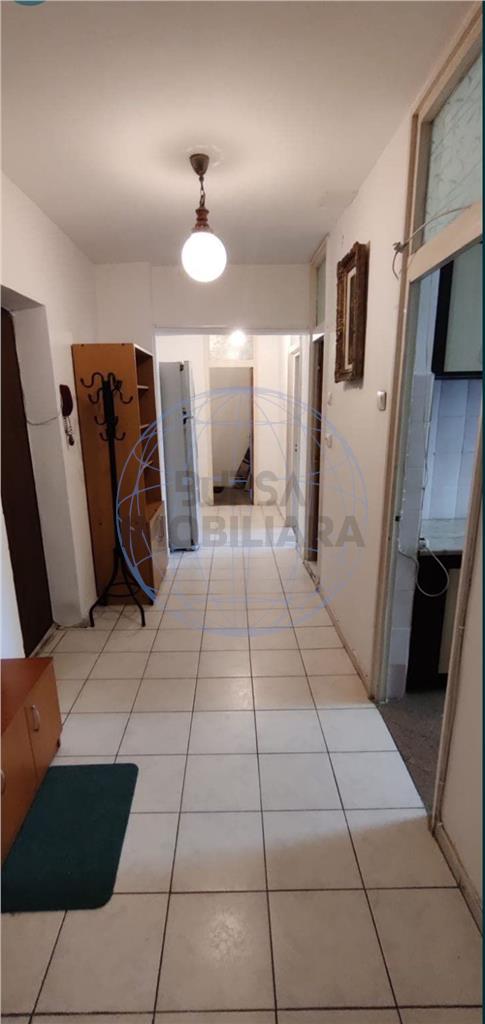 APARTAMENT 2 CAMERE, PIATA VICTORIEI