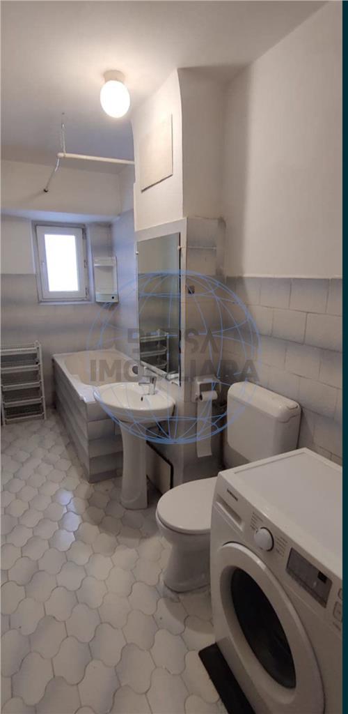 APARTAMENT 2 CAMERE, PIATA VICTORIEI