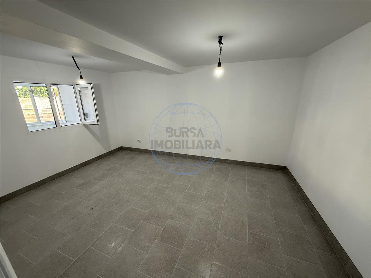 Spatiu comercial, Crang Petresti