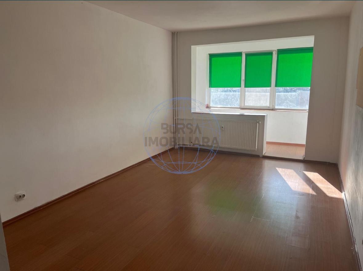 APARTAMENT 3 CAMERE, STR. TRAPEZULUI, BD THEODOR PALLADY