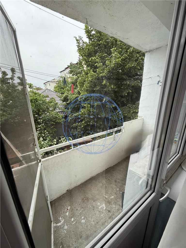 APARTAMENT 3 CAMERE, ETAJ 1, LICEU UNIREA