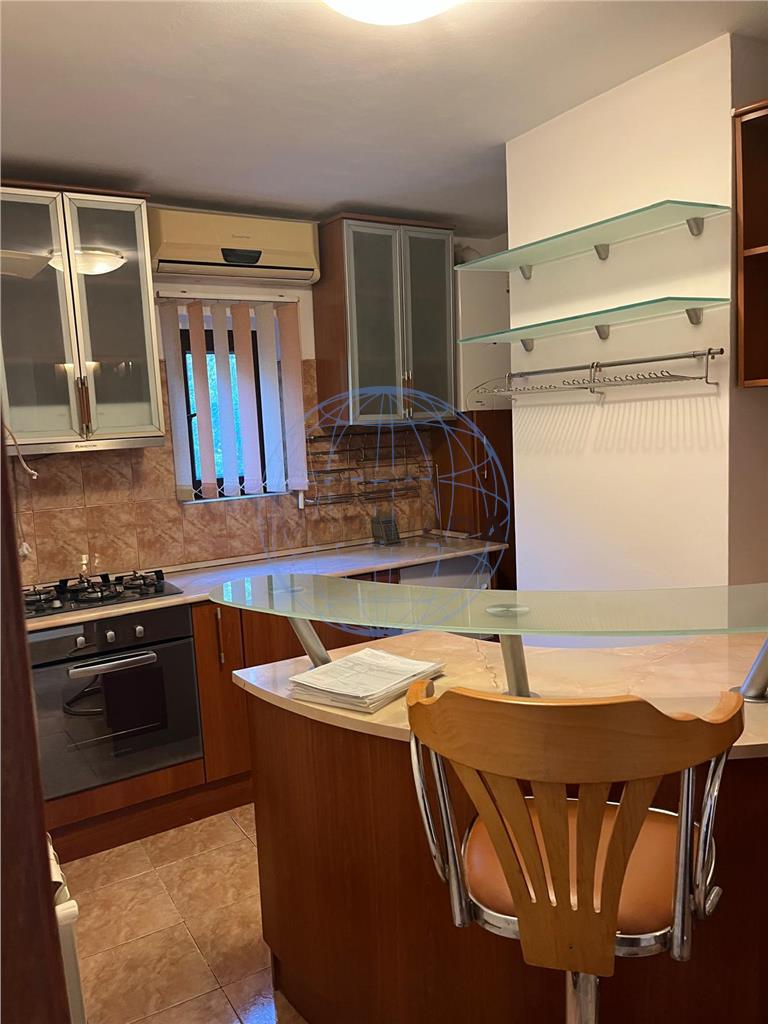 Apartament 3 camere Titan 1Decembriemetrou