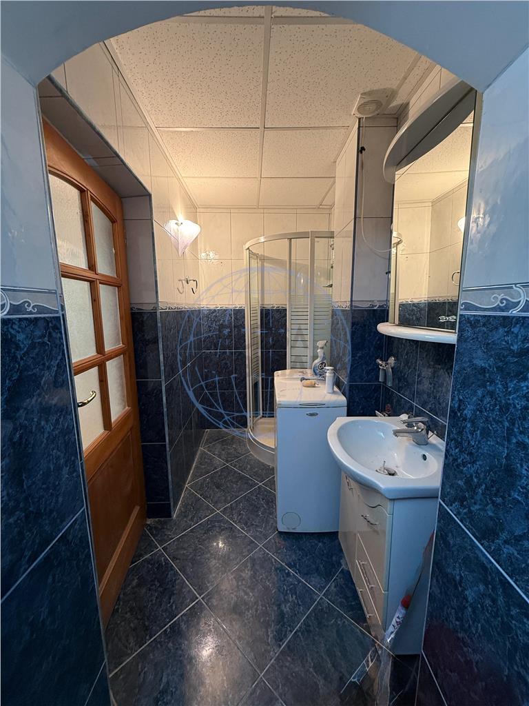 Apartament 3 camere, etaj 1, Rendez Vous Cafe