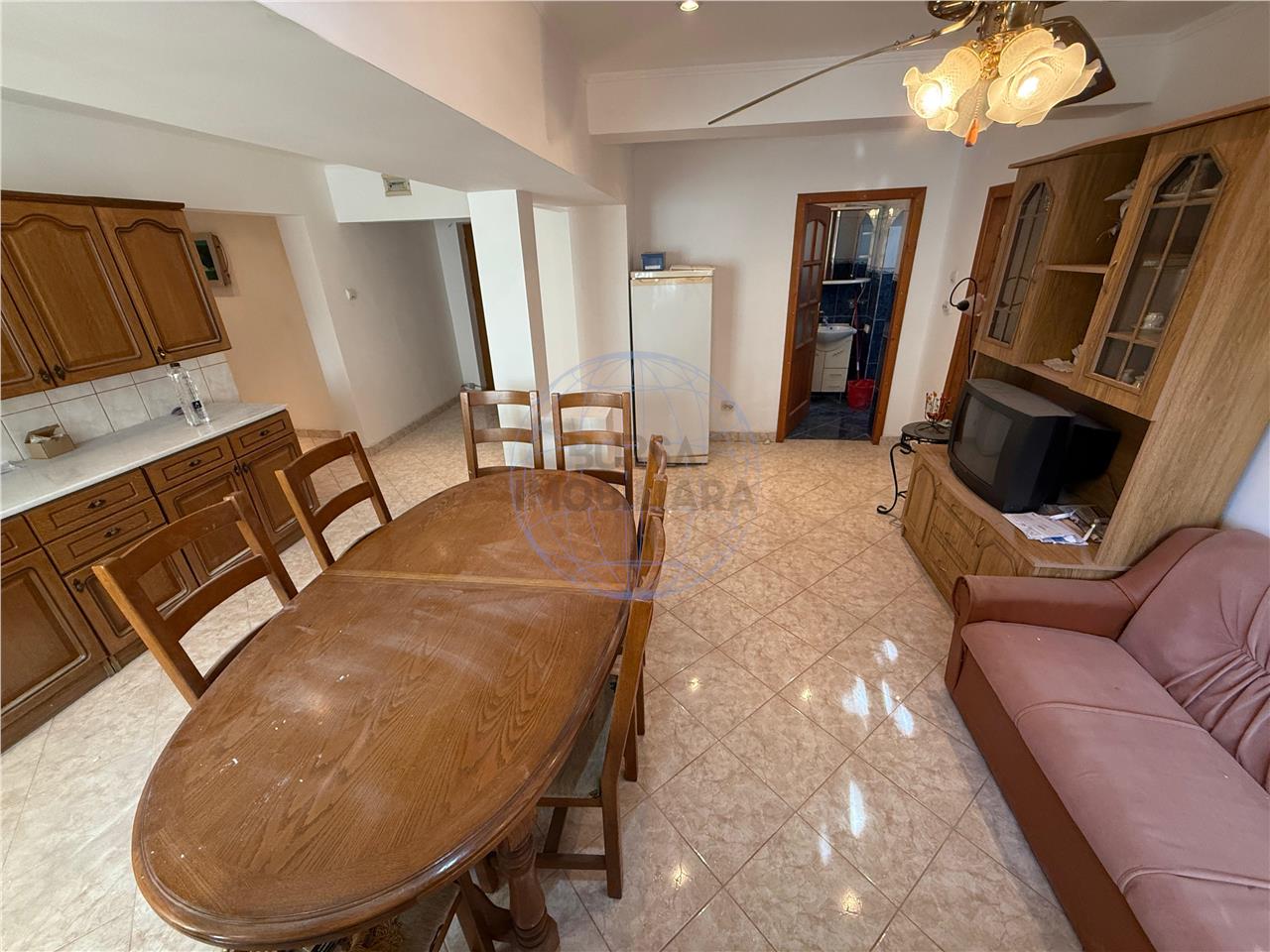 Apartament 3 camere, etaj 1, Rendez Vous Cafe