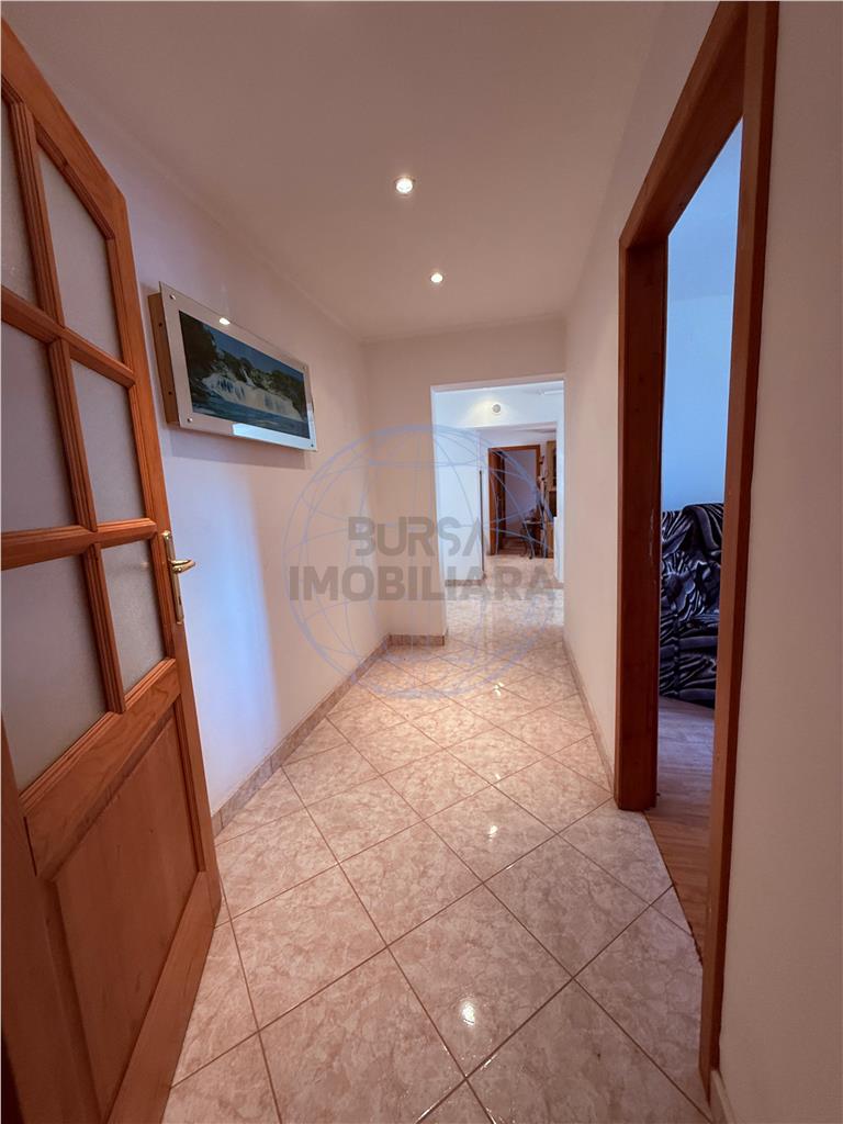 Apartament 3 camere, etaj 1, Rendez Vous Cafe