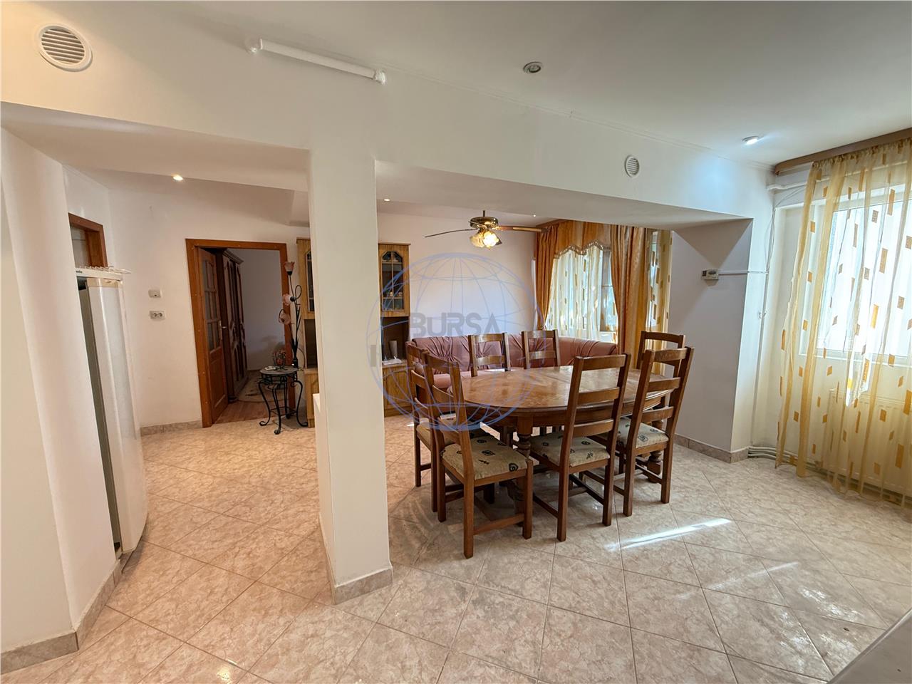 Apartament 3 camere, etaj 1, Rendez Vous Cafe