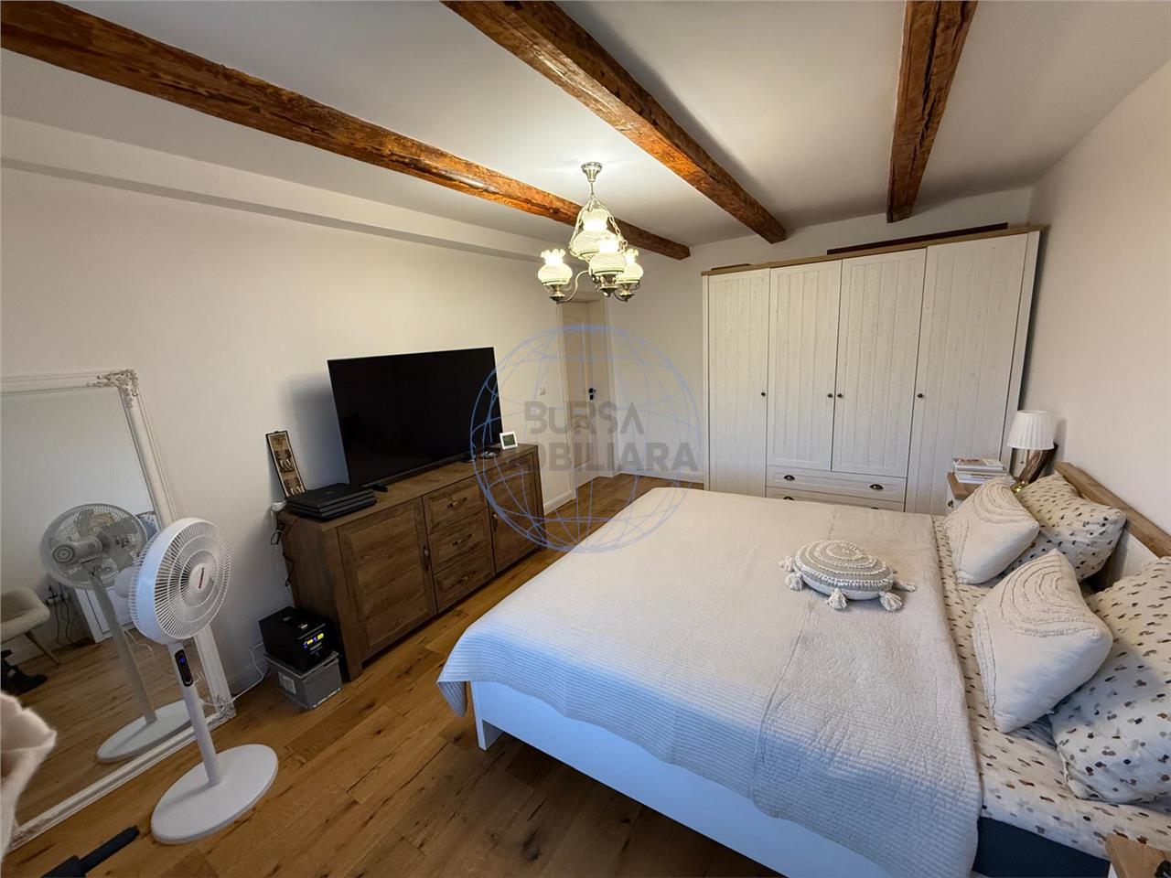 Casa renovata integral, 107 mp utili, teren 2400 mp – Paulesti, Vrancea
