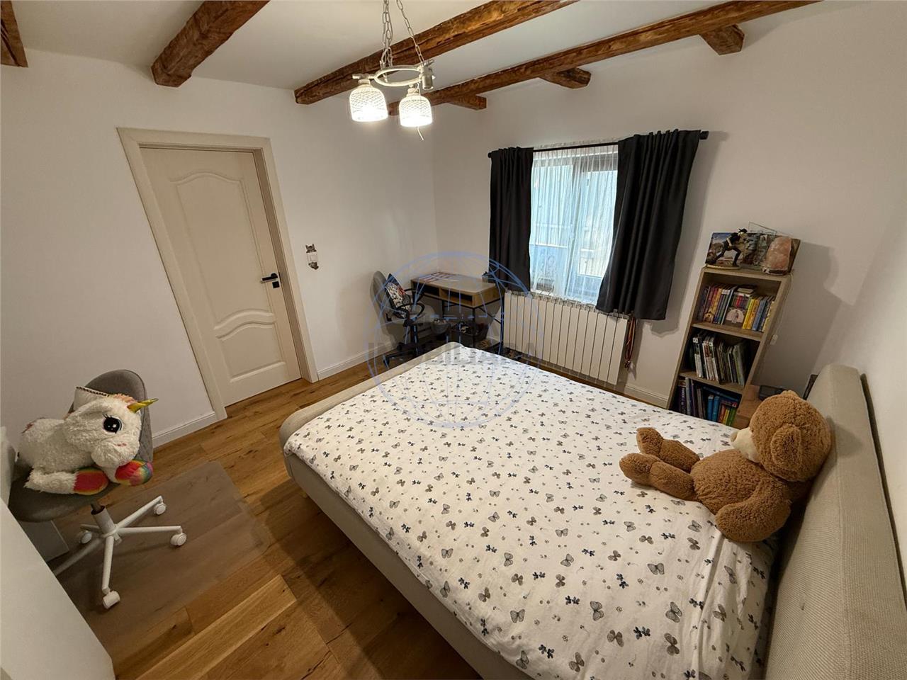 Casa renovata integral, 107 mp utili, teren 2400 mp – Paulesti, Vrancea