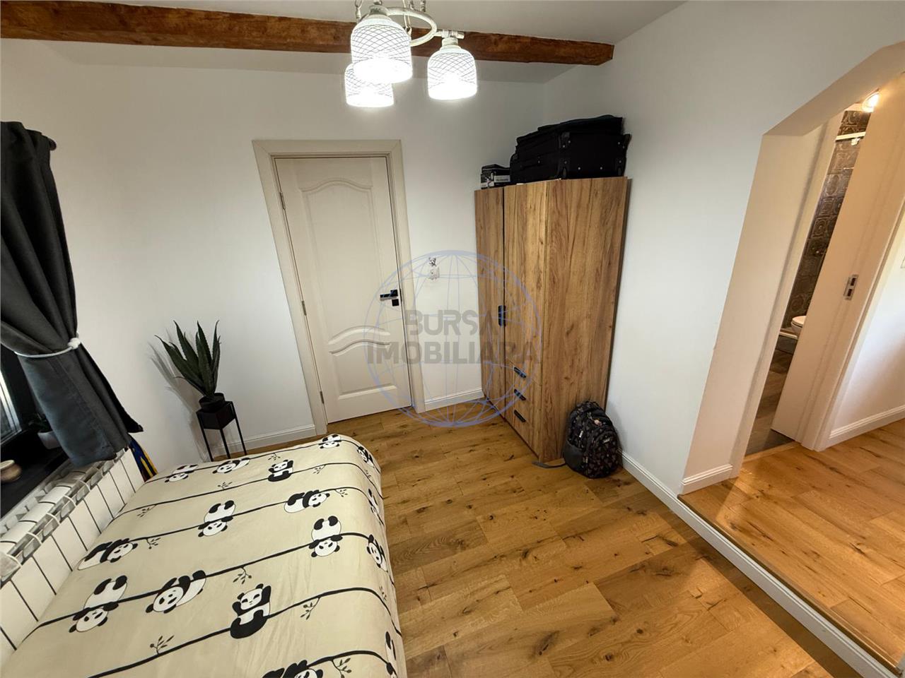 Casa renovata integral, 107 mp utili, teren 2400 mp – Paulesti, Vrancea