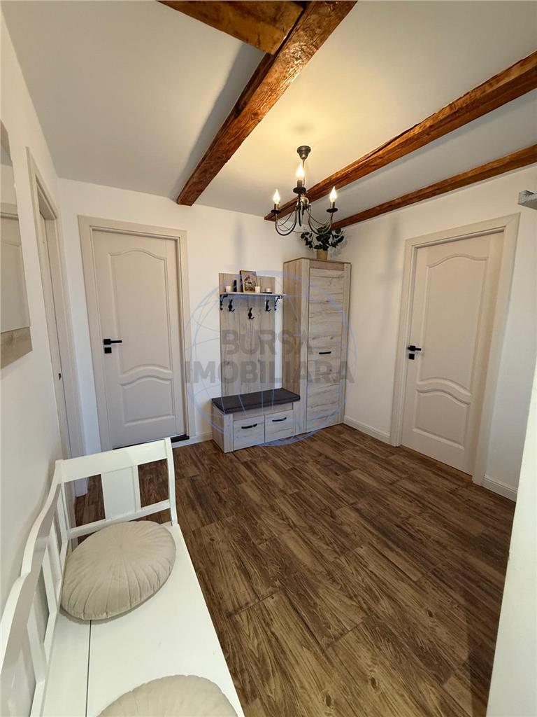 Casa renovata integral, 107 mp utili, teren 2400 mp – Paulesti, Vrancea