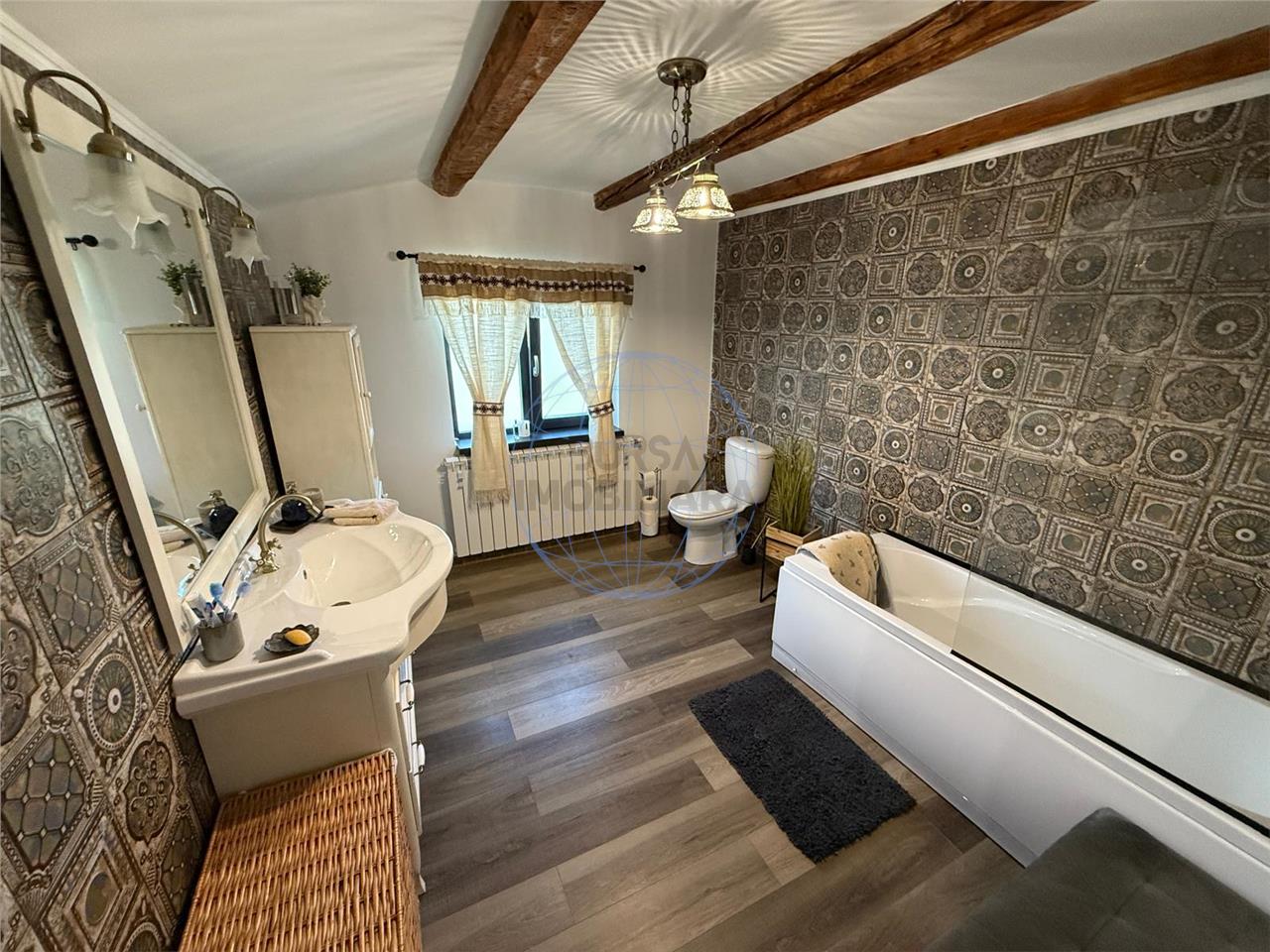 Casa renovata integral, 107 mp utili, teren 2400 mp – Paulesti, Vrancea