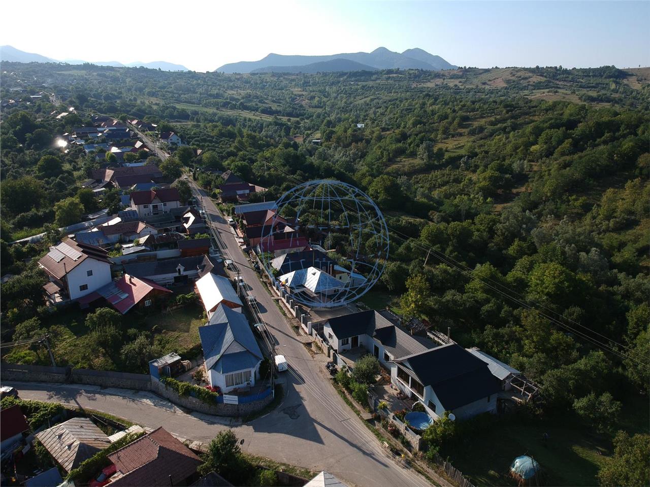 Casa renovata integral, 107 mp utili, teren 2400 mp – Paulesti, Vrancea