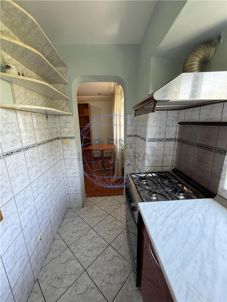 APARTAMENT 2 CAMERE STR.CARPATI